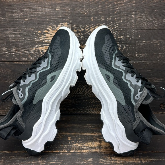 Sorel Women’s Kinetic Breakthrough Size 9 - Picture 3 of 8